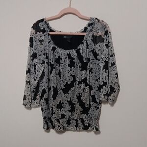 INC International Concepts Black Blouse with White Paisley Print 24"-26" Ptp